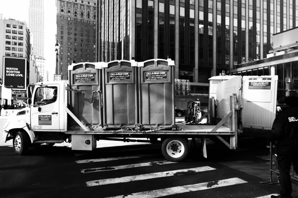 Best Luxury portable toilet rental  in Heath, OH